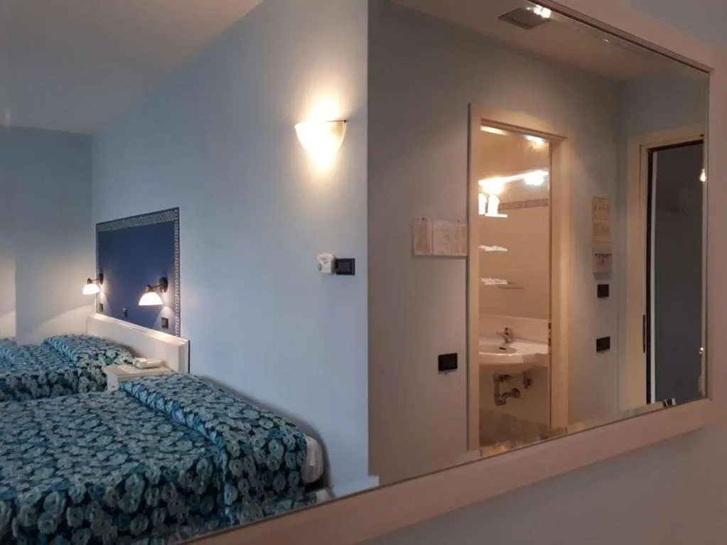 Il Grifo Hotel E Bisteccheria Toscana Montepulciano Stazione 3*,