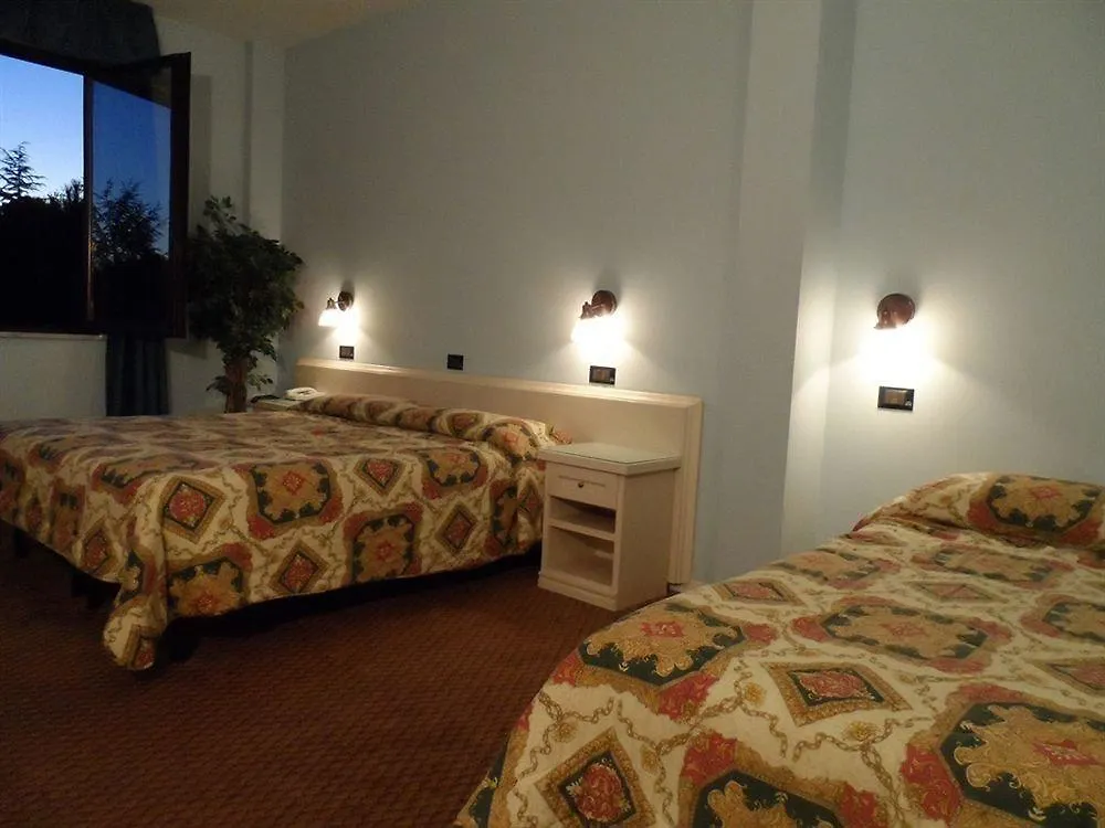 Il Grifo Hotel E Bisteccheria Toscana Montepulciano Stazione
